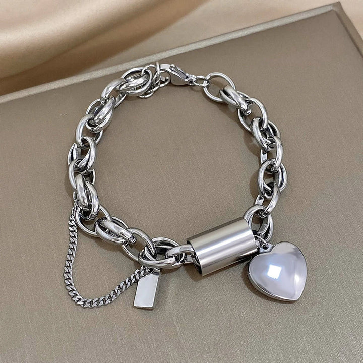 ハートチャーム チャンキーチェーンブレスレット